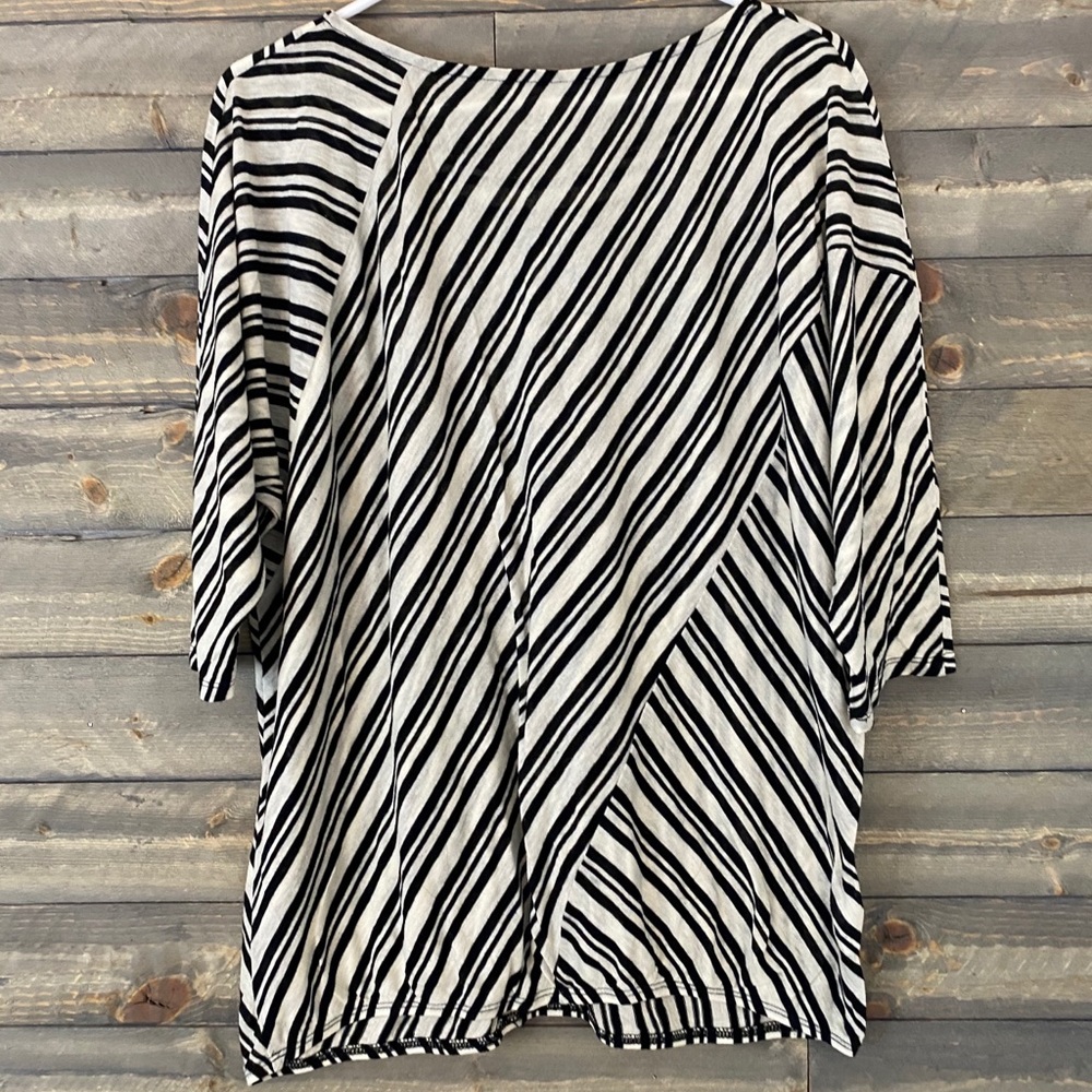 LOFT BLOUSE - Picture 4 of 4